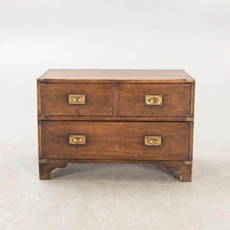 An English stained chest of drawers later par of the 20th century.