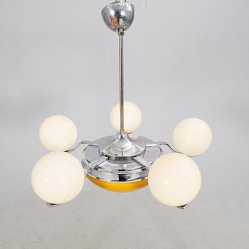 An Art Deco 1940s ceiling pendant.