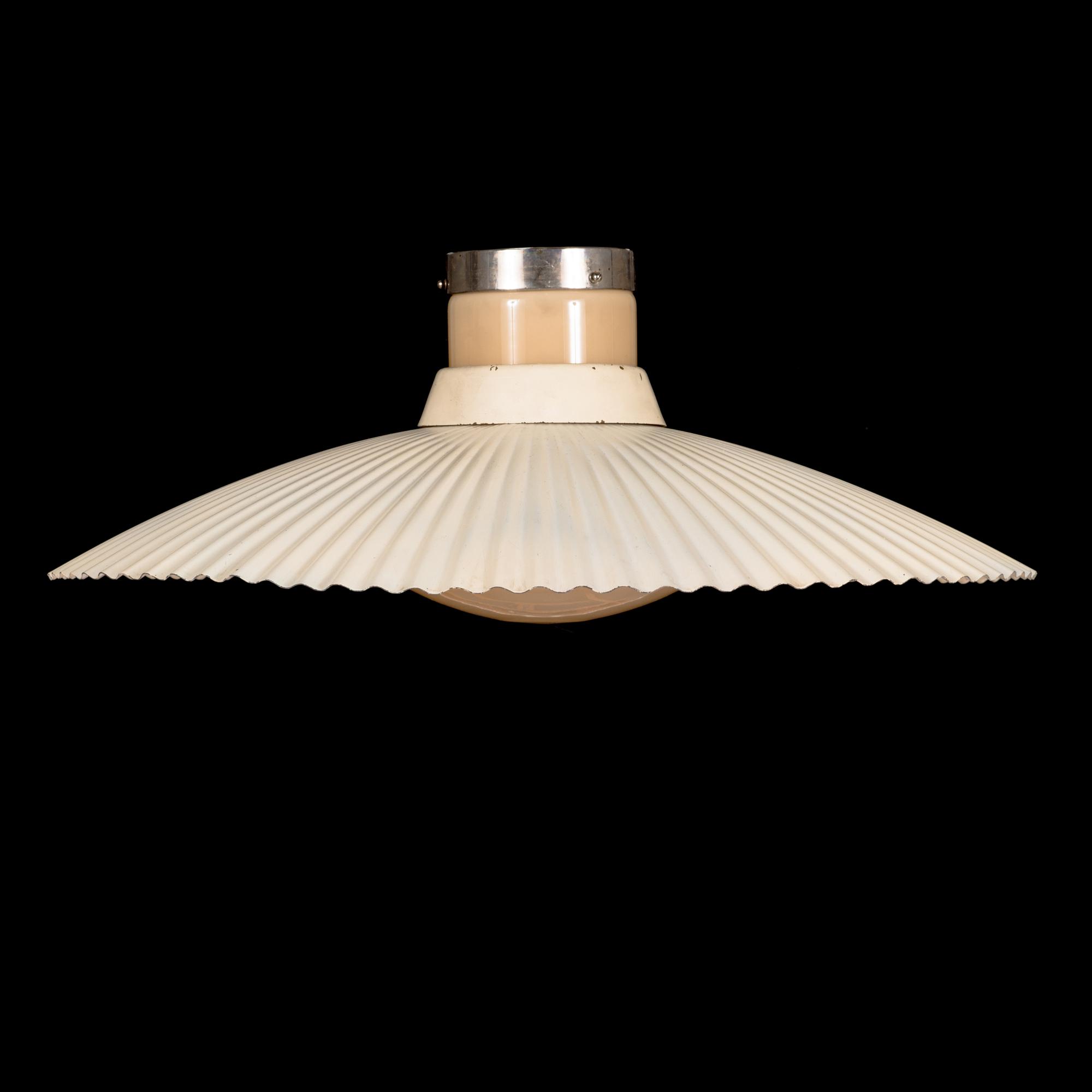 Paavo Tynell, a 1940 '2090' pendant light for Taito.