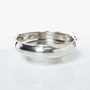 Skål, bägare samt vas, silver, Sverige, 1900-talets första hälft.