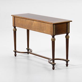 Hallbord och spegel, empirestil, 1900-tal.