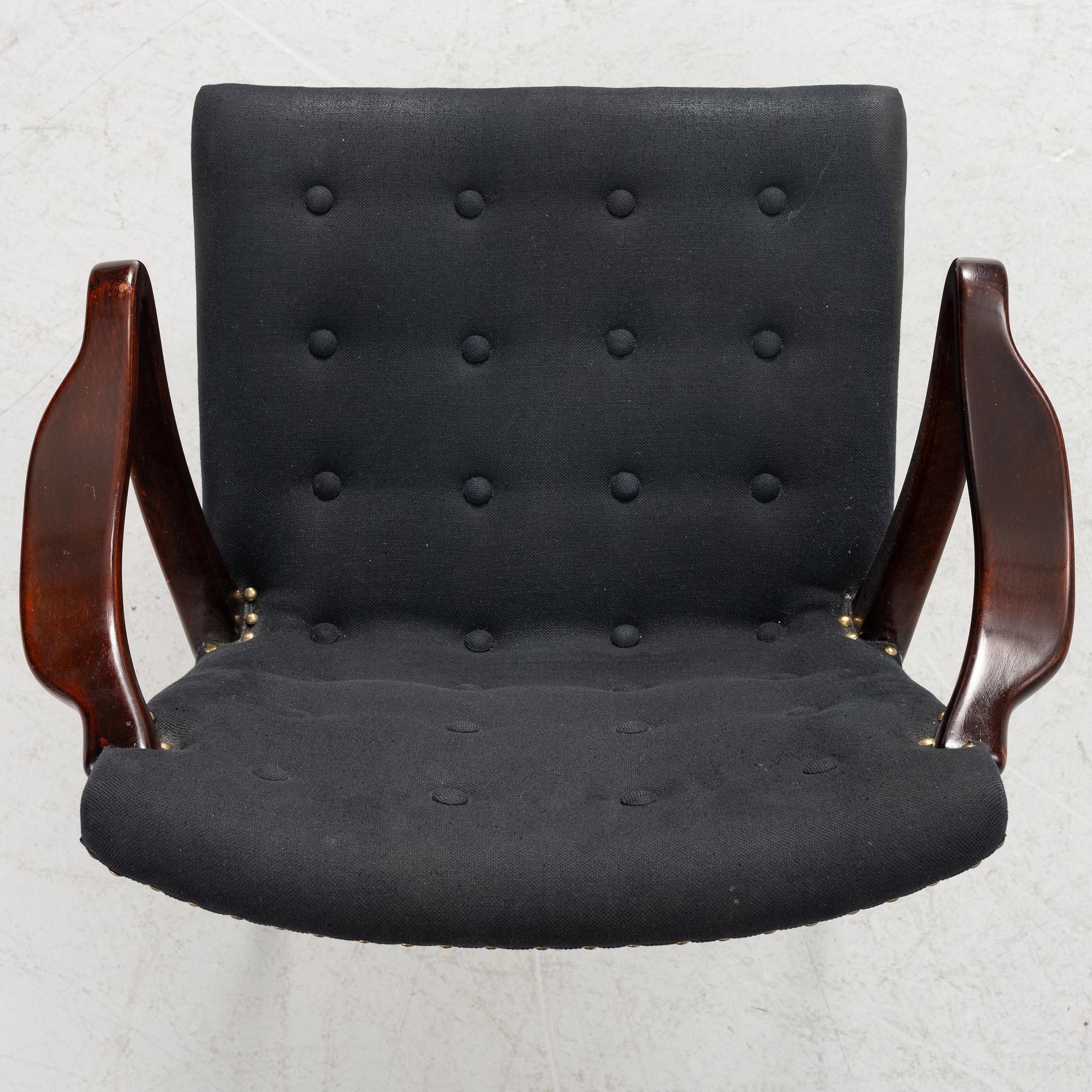 Axel Larsson, a model 1208 armchair, Svenska Möbelfabrikerna Bodafors.