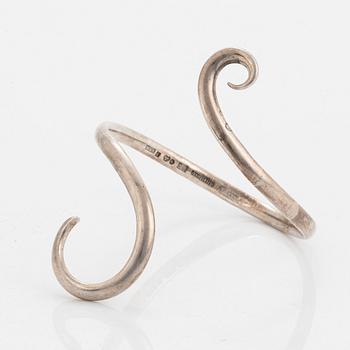 A Stigbert silver bracelet.