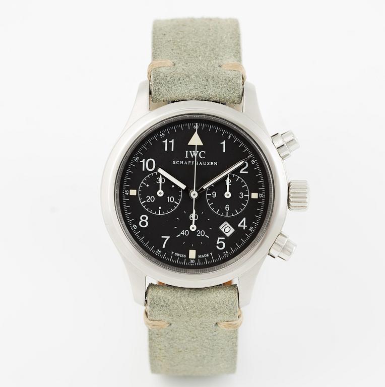 IWC, Schaffhausen, Pilot's chronograph, Mecaquartz, wristwatch, chronograph, 36 mm.