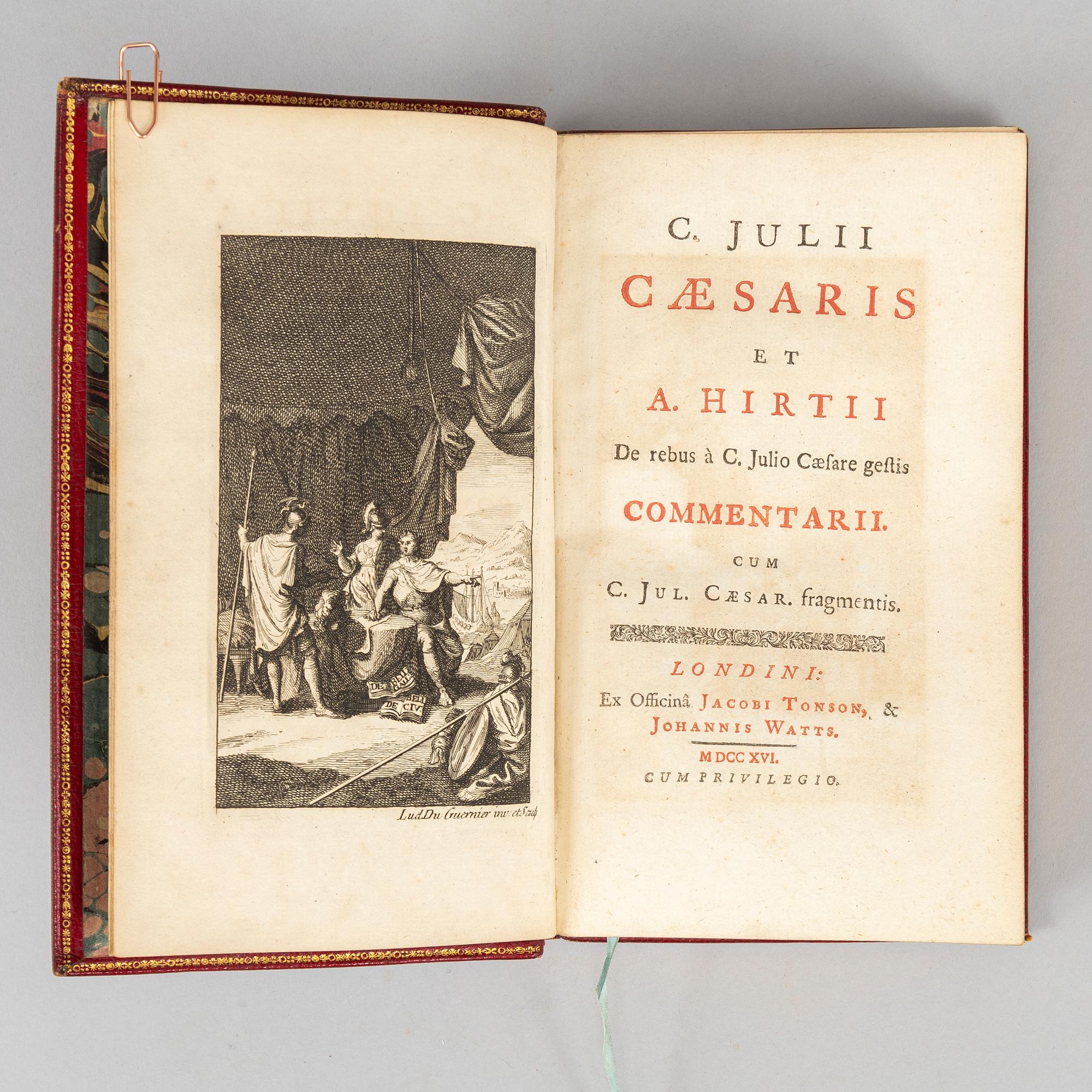 Caesar (1716) i ett vackert marokängband.