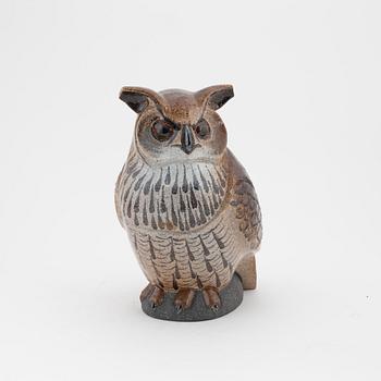 Thomas Hellström, a ceramic sculpture of an owl, Nittsjö, signed.