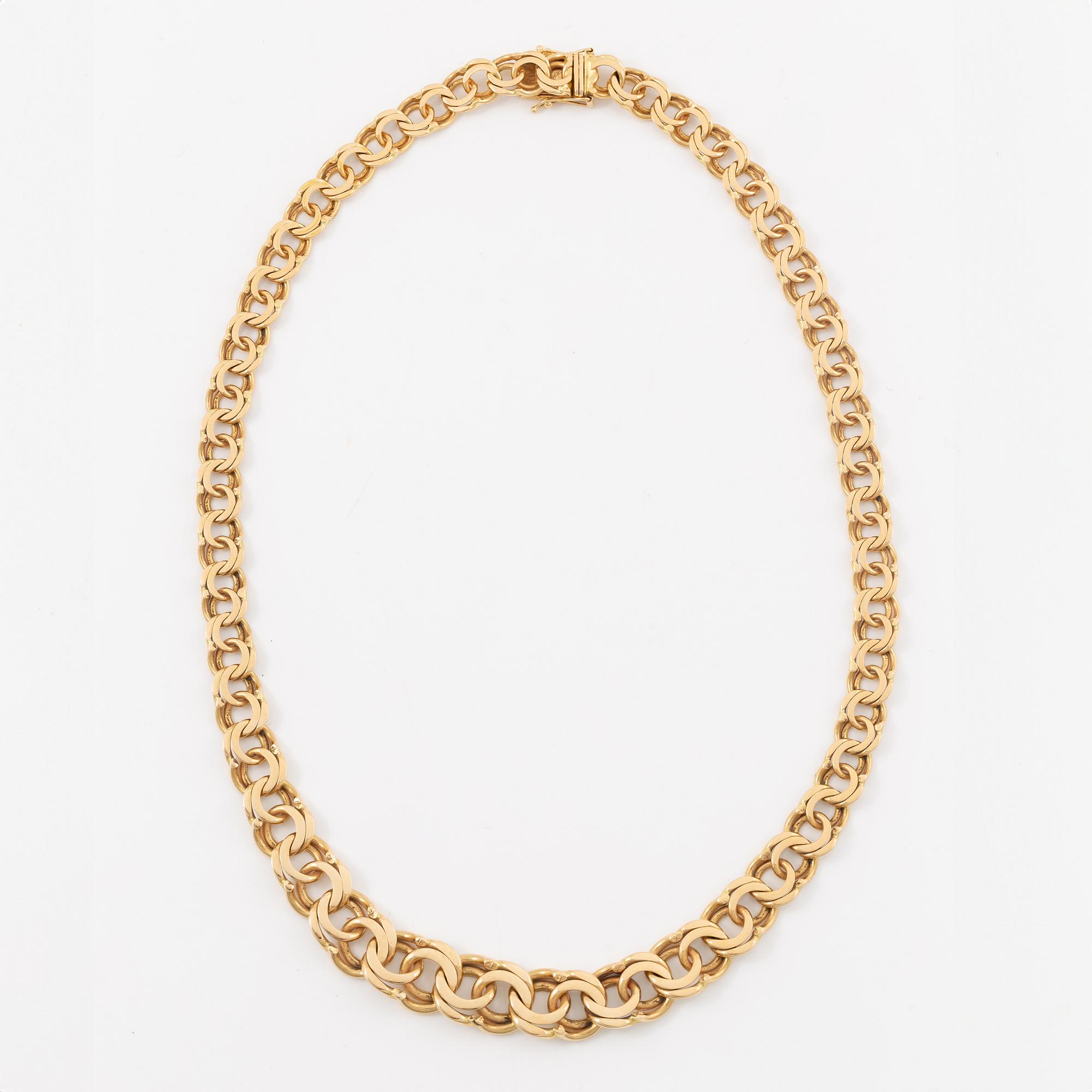 Necklace 18K gold.