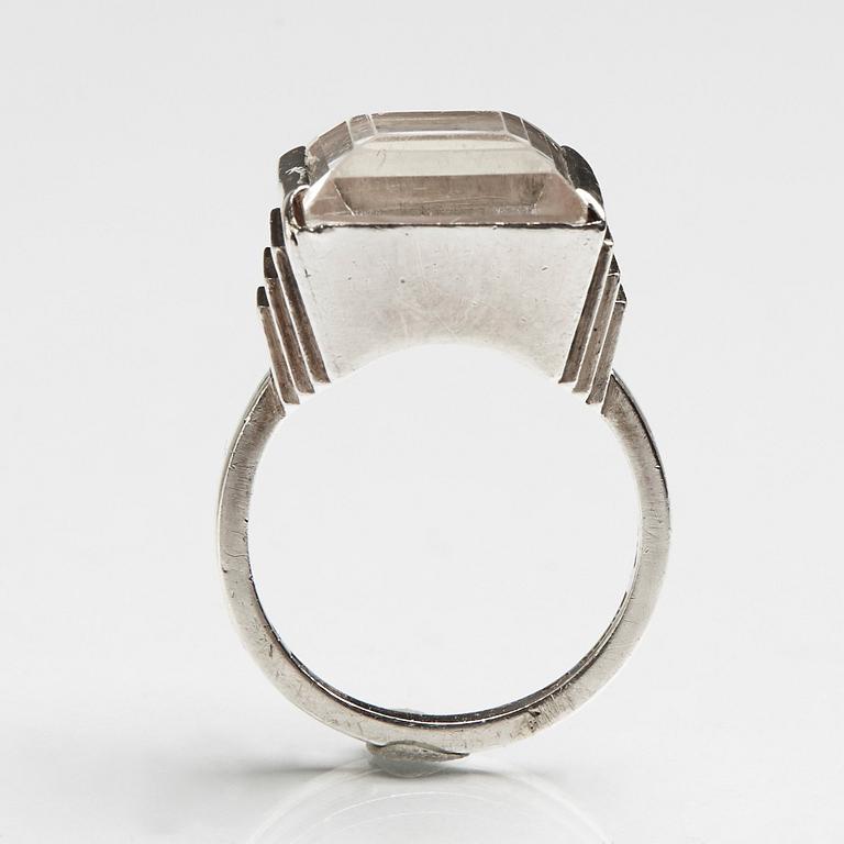 Wiwen Nilsson, ring, Lund 1950, sterling med facettslipad bergkristall.