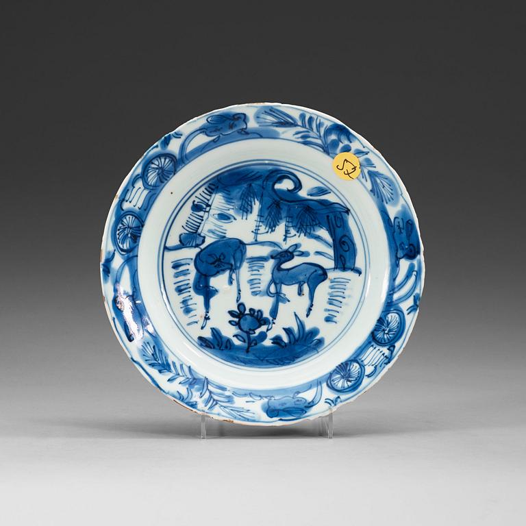 A matched set of nine dishes, Ming dynasty, Wanli (1572-1620).