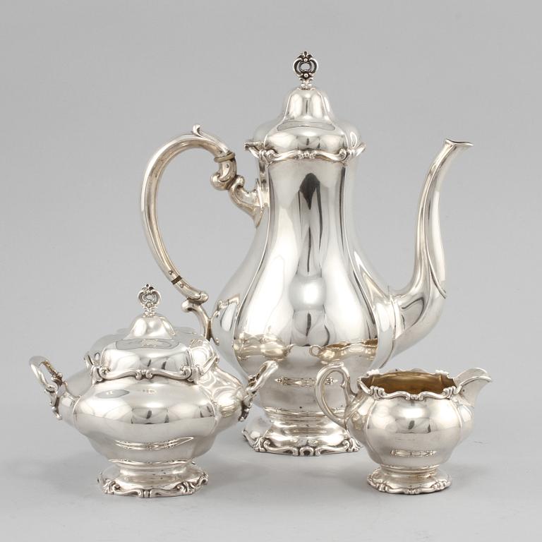 KAFFESERVIS, tre delar, silver, Sjögren AB Juvelerare Oscar, Göteborg, 1920-tal. Total vikt 1158 g.