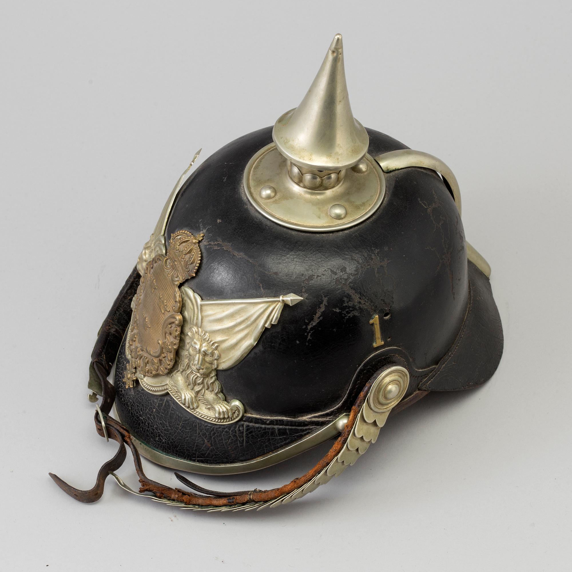 KASK, svensk, m/1887 för Livgardet.