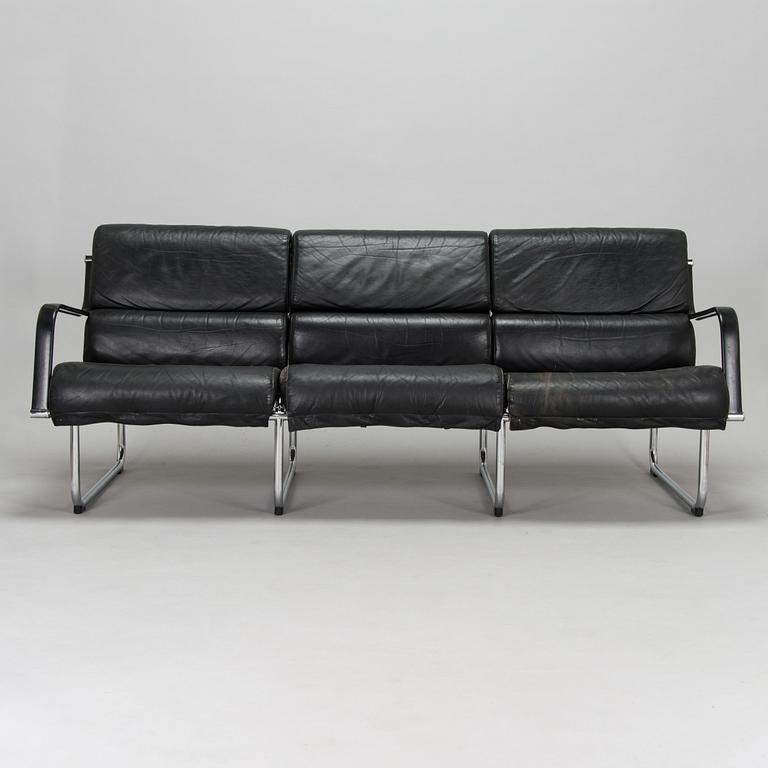 Yrjö Kukkapuro, sohva, "Remmi", Avarte, 1900-luvun loppu.