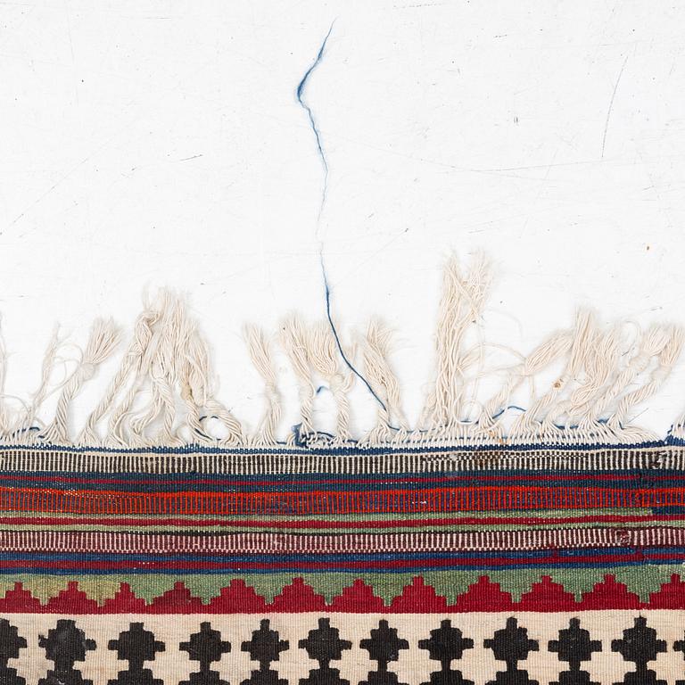 Matta, Kelim, ca 230 x 160 cm.