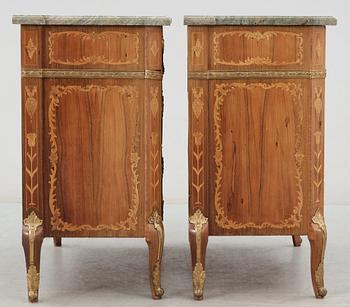 BYRÅAR, ett par. Gustavianska stockholmsarbeten, 1770-tal.