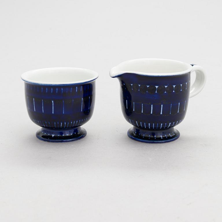 Ulla Procopé, a 57-piece 'Valencia' porcelain dinnerware for Arabia.