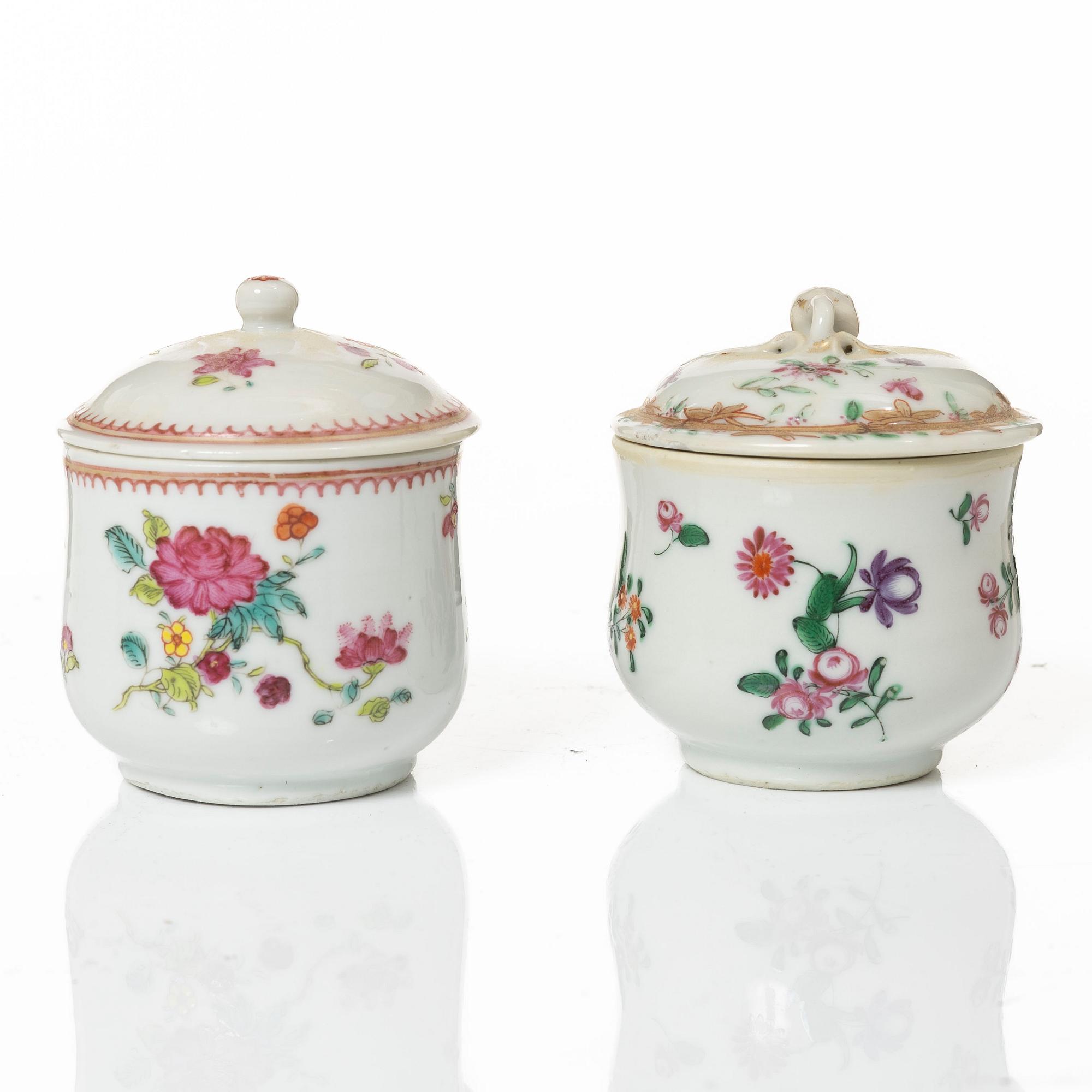 A group of 12 CHinese famille rose porcelain custard cups with covers, Qing dynasty, 18th century.