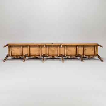 Ilmari Tapiovaara, An early 1950s five-seater 'Domus' bench row.