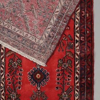 MATTA, Hamadan, ca 297 x 79 cm.