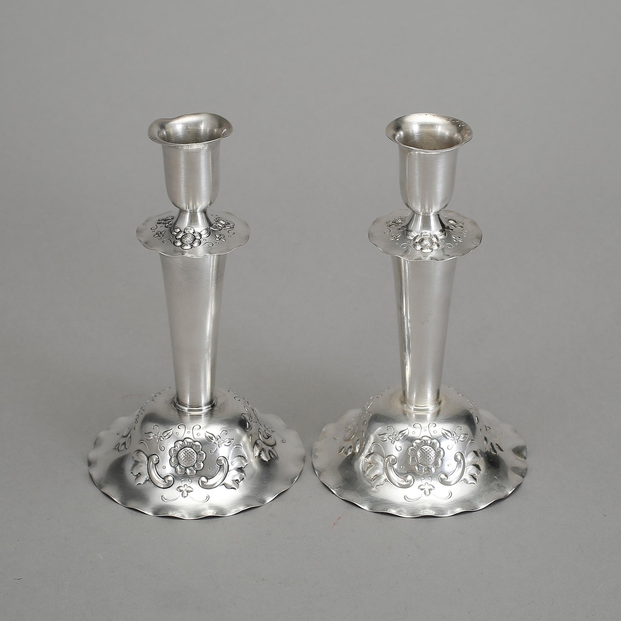 LJUSSTAKAR, ett par, silver, GAB, Stockholm, 1947. Vikt 205 g.