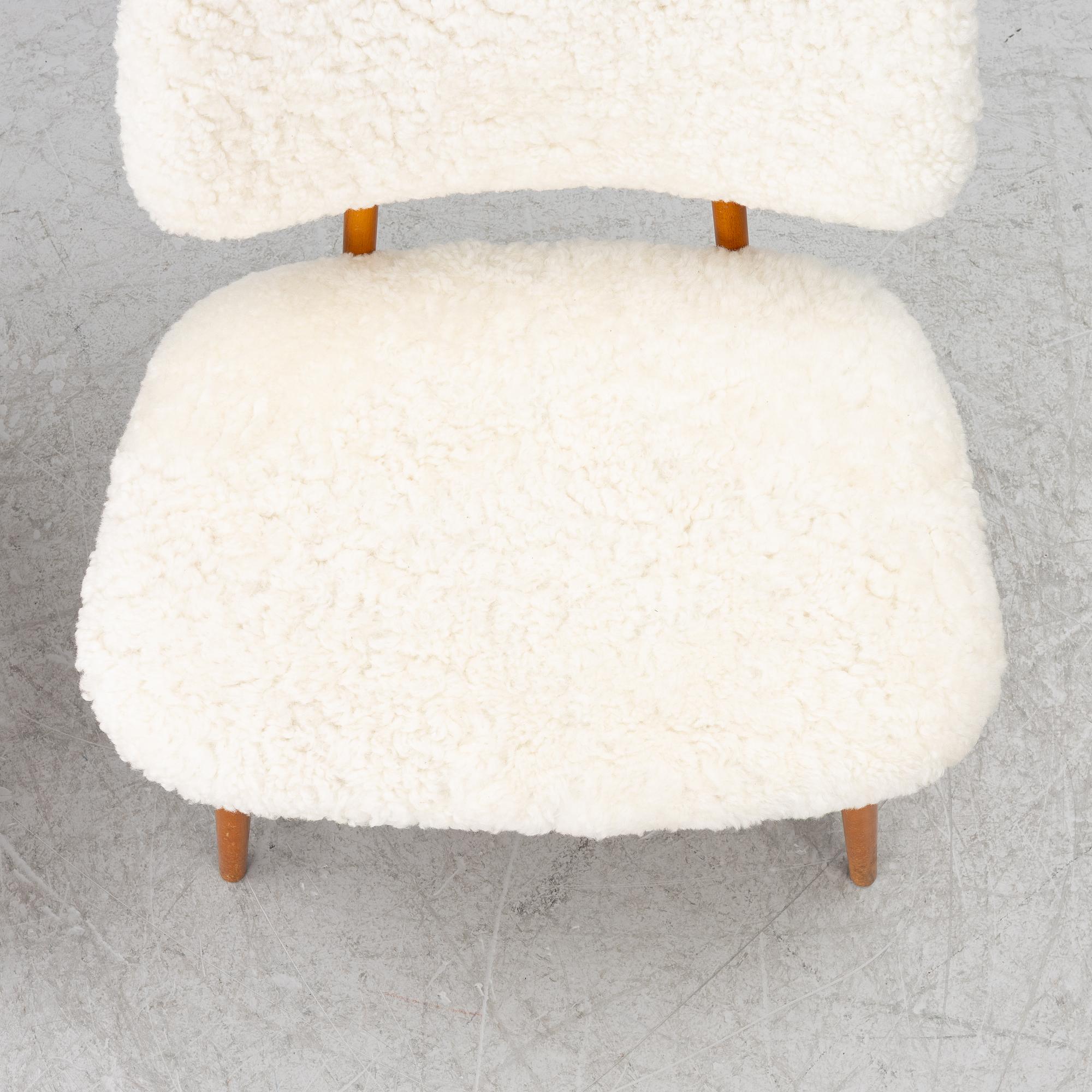 Alf Svensson, Armchairs, a pair, TeVe, Bra Bohag. Studio Ljumgs industrier, Malmö, 1950s.