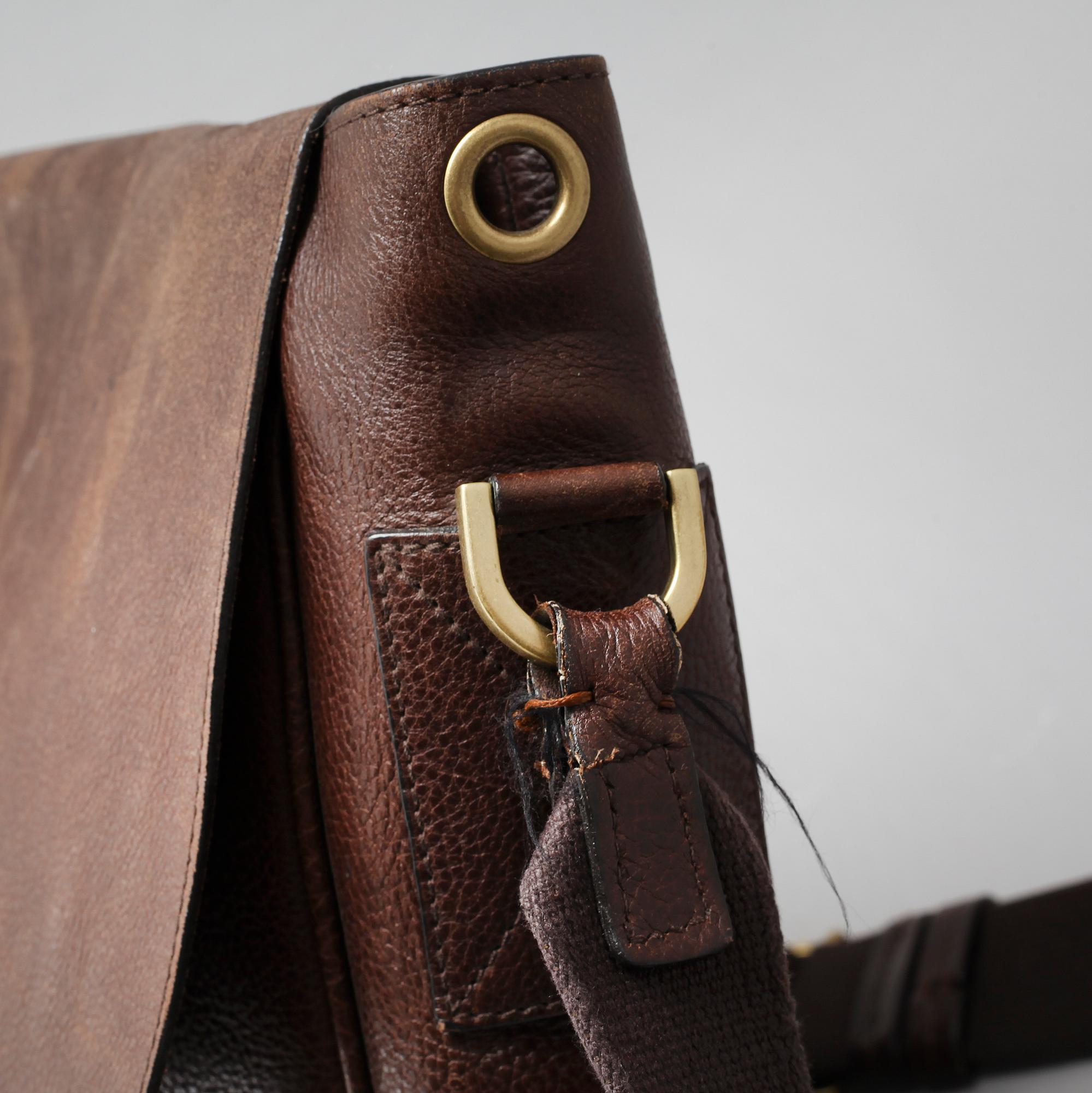 A dark brown Mulberry "Brynmore" bag.