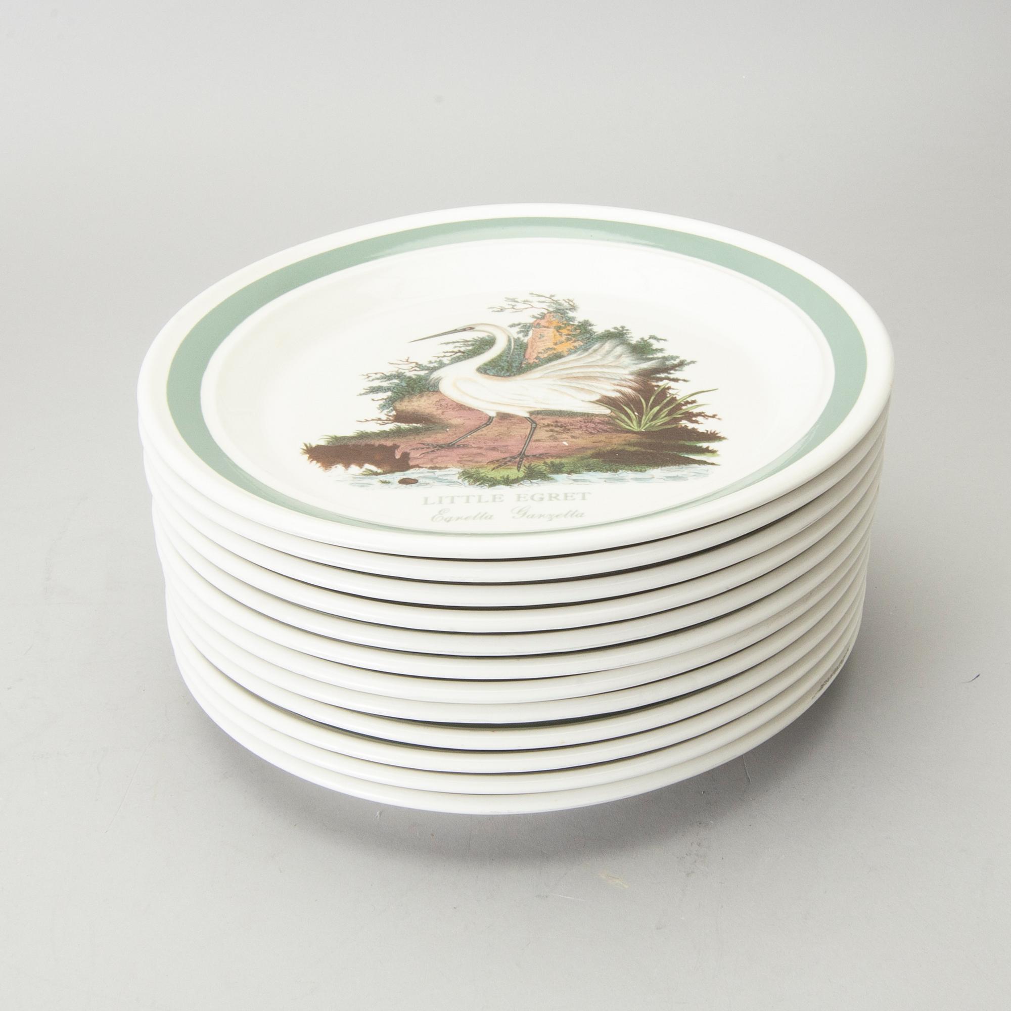 A set of 94 pieces of late 20th century Portmeirion "Birds of Britain" dinner service.