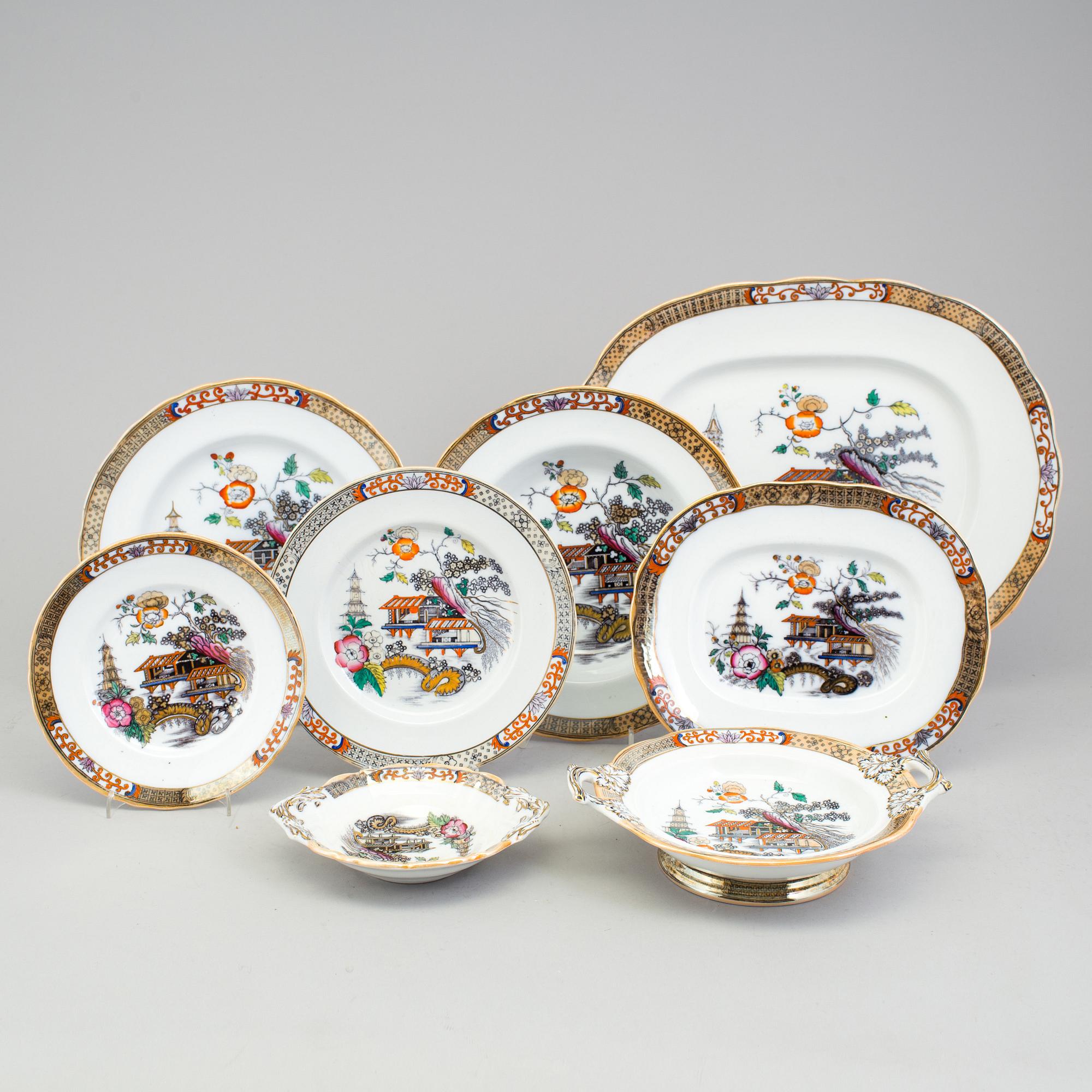 A set of 45 pieces of tableware "Japan" by Rörstrand.