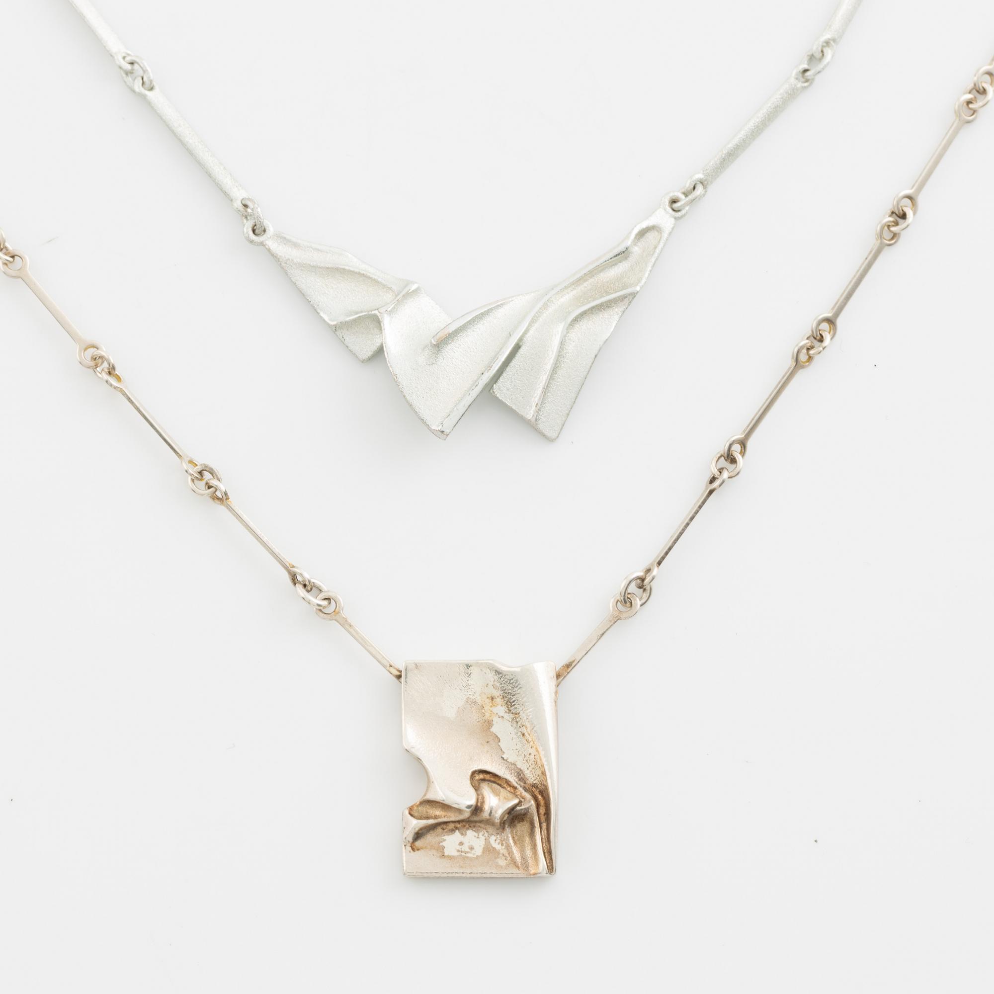 Lapponia, Smyckesset, örhängen 2 par, collier 2 st, samt  armlänk, silver.