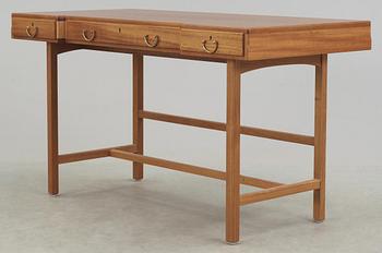 A Josef Frank mahogany desk, Firma Svenskt Tenn, model 1022.