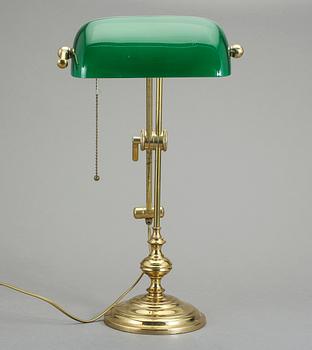 SKRIVBORDSLAMPA, 1900-talet andra hälft.