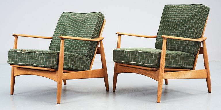 FÅTÖLJER, ett par, 1950/60-tal.