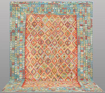 A CARPET, Kelim, ca 406 x 308 cm.