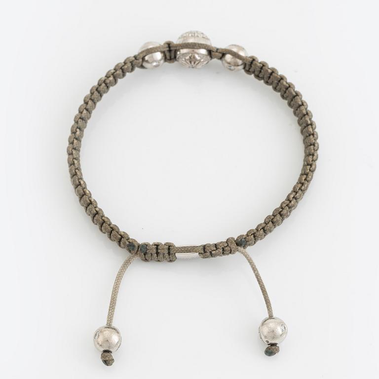 Shamballa brilliant cut diamond bracelet.