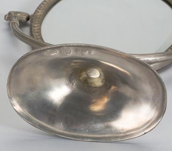BORDSSPEGEL, tenn, otydliga stämplar, 1900-tal.