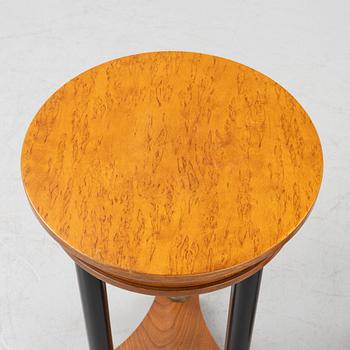 Lampbord, ett par, Empirestil, 1900-talets senare del.