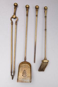 BRASSET, 4 delar, mässing, England, 1900-talets första hälft.