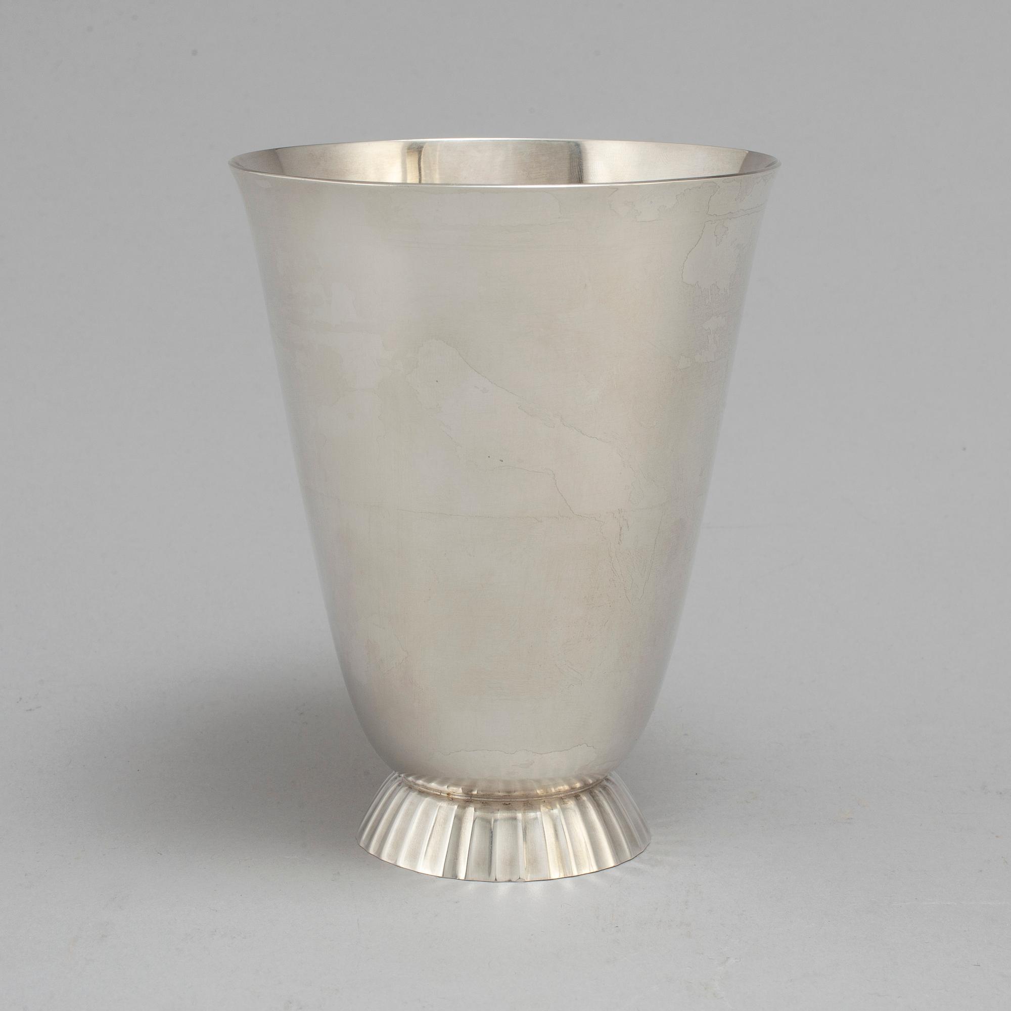 SIGVARD BERNADOTTE, a no. 823 sterling silver beaker for Georg Jensen & Wendel, 1945-51.