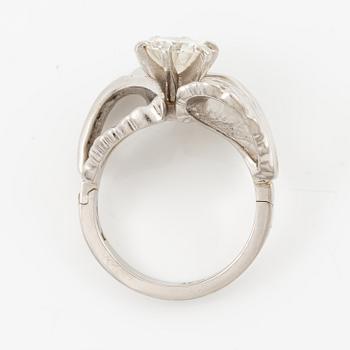 Ring, platinum with a brilliant-cut diamond approximately 1.50 ct.