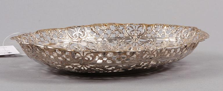 GALLERSKÅL, silver, rokokostil, Tyskland, 1900-taletsförsta hälft.
