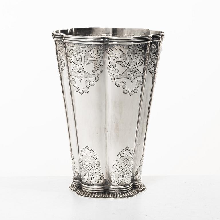 Tage Göthlin, vase, silver, Tenn & Silver Ab, Tesi, Gothenburg 1952.