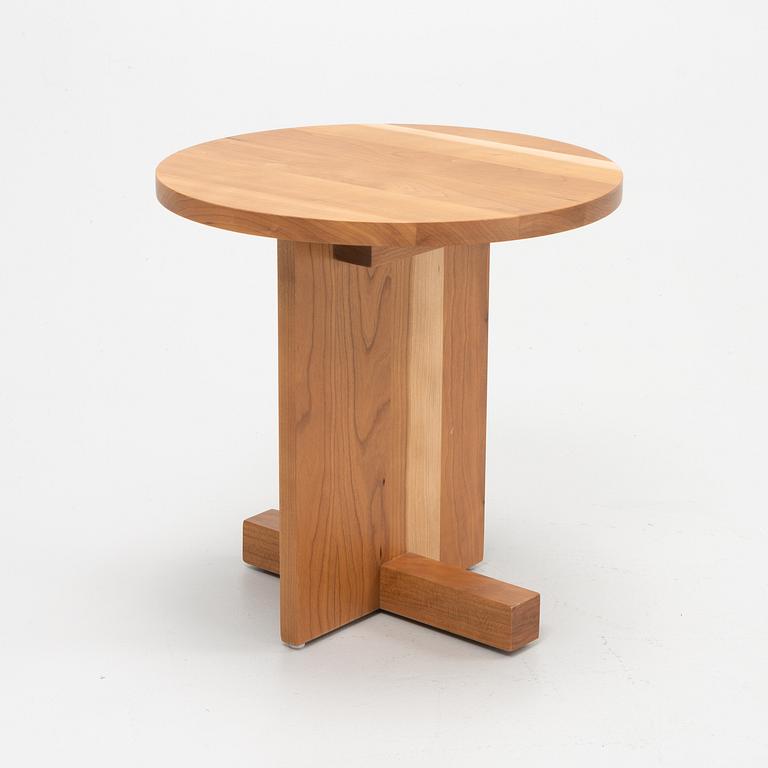 Chris Martin,  a '4PM Table', Massproductions.