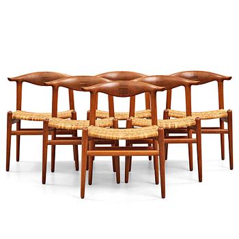 Hans J. Wegner, "Cowhorn Chair", sex stycken, Johannes Hansen, JH 505, Danmark 1950-60-tal.