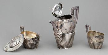 KAFFESERVIS, 3 delar, silver, empirestil, J.E. Skreij, Falun 1924. Svenska importstämplar. Tot ca 967 gram.