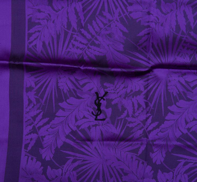 SCARF, siden, Yves Saint Laurent.