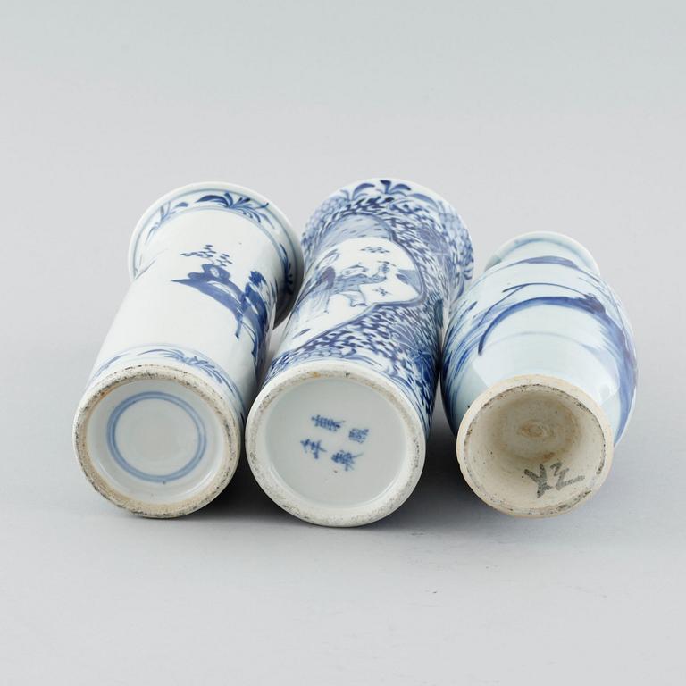 Four pieces of chinese porcelain, 18th and 19th/early 20th century.
