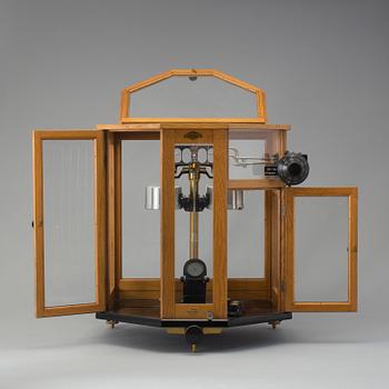 LABORATORIEVÅG, Sartorius-Werke Göttingen, 1900-talets första hälft.