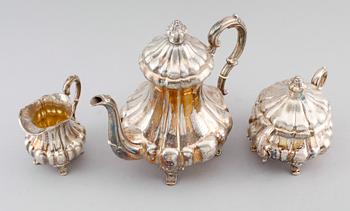 KAFFESERVIS, 3 delar, silver, rokokostil, 1930. Total vikt ca 1196 g.