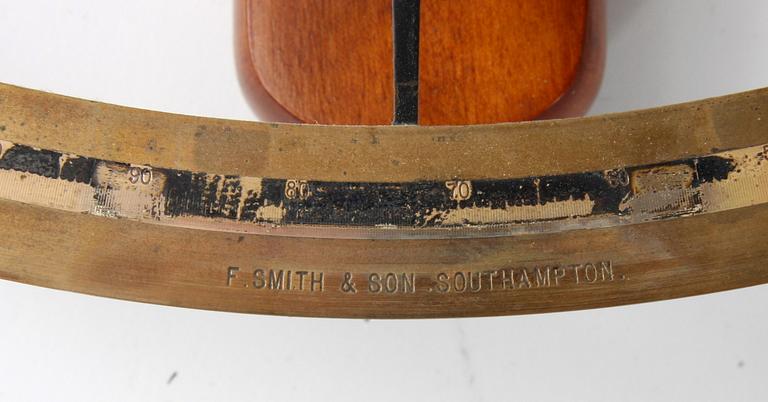SEXTANT i schatull, F Smith & Son, Southhampton.