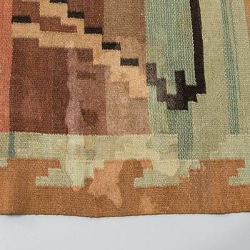 A 1930's Finnish flat weave carpet. Circa 300 x 205 cm.