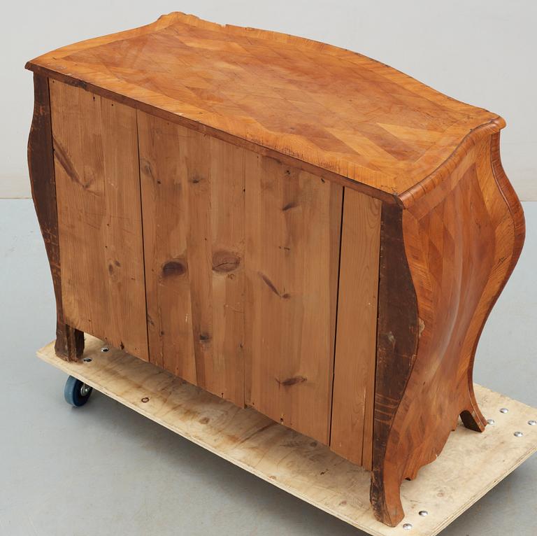 BYRÅ, rokoko, 1700-talets andra hälft.